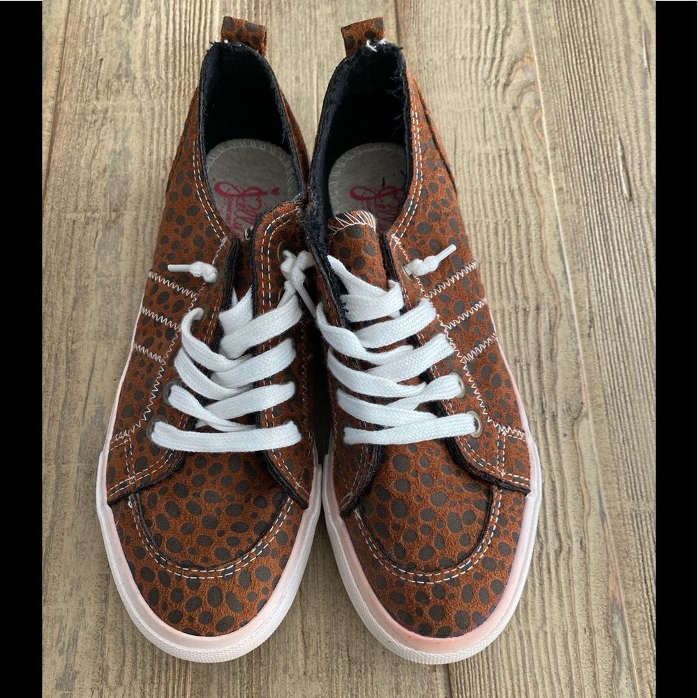 Jellypop Leopard Sneaker Size 8-1/2 M